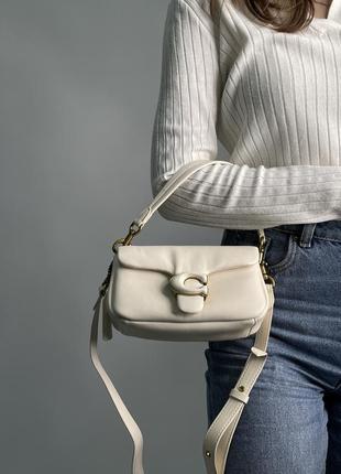 💎 coach leather covered c closure puffy tabby shoulder bag cream