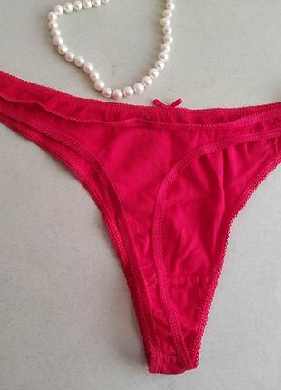 Красные стринги