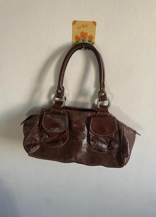 Коричнева вантажна сумка russel & bromley
