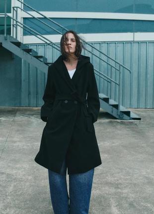 Двубортное пальто с капюшоном zara new