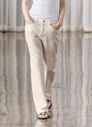 Молочные джинсы в винтажном стиле от zara