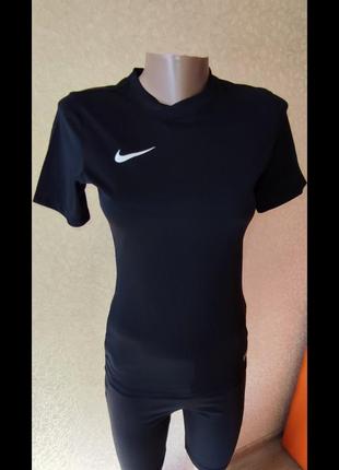 Mrs.pipal nike женская спортивная футболка р.xs