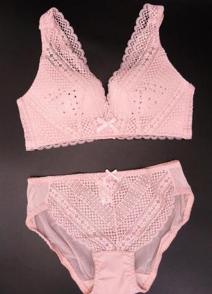 Комплекты женского белья