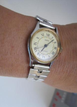Часы женские "заря" сделано в ссср. на ходу № 21