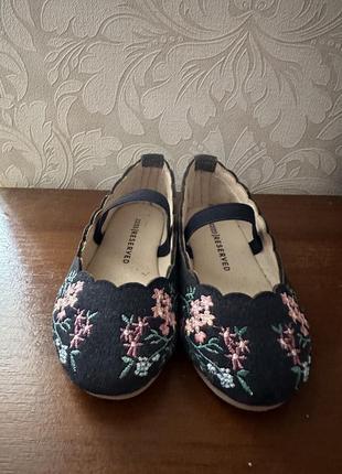 Туфельки, балетки