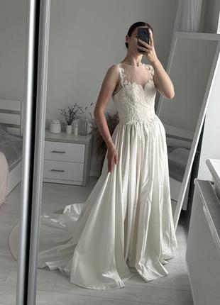 Сукня весільна дизайнерська
