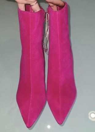 Стильні яскраві ботильони велюровий primark & paula echevarria яскраво-рожевого...