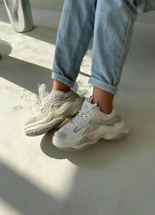 Кроссовки женские fila the beige, кроссовки фила бежевые на высокой подошве