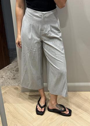 Бриджи, капрі жіночі світло сірі