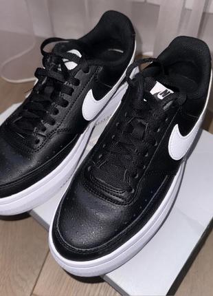 Кроссовки nike