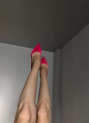 Розовые лодочки