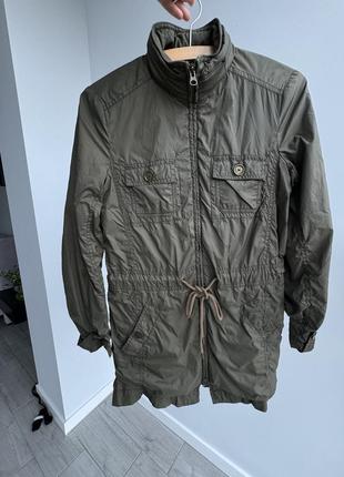 Парка куртка подовжена з прихованим капюшоном