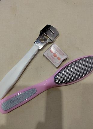 Набор для педикюра,пяточек