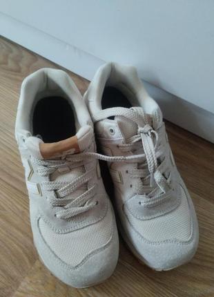 Кросівки жіночі new balance  сірого кольору