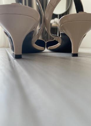 Туфлі босоніжки zara