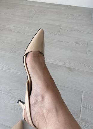 Туфлі босоніжки zara