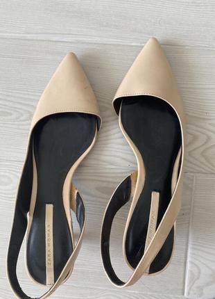 Туфлі босоніжки zara