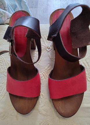 Босоножки сабо