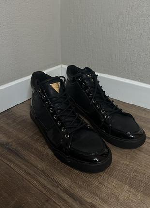 Високі кеди guess