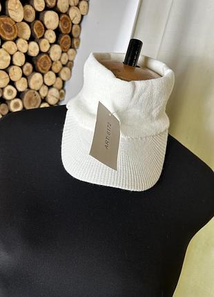 Кепка новая