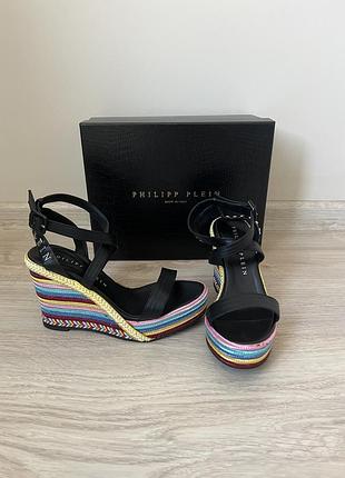 Нові босоніжки на платформі philip plein оригінал