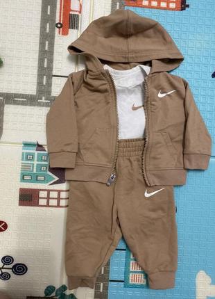 Костюм nike
