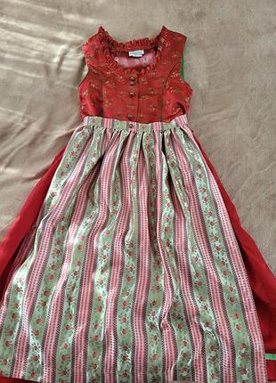 Баварское платье на 7-8 лет