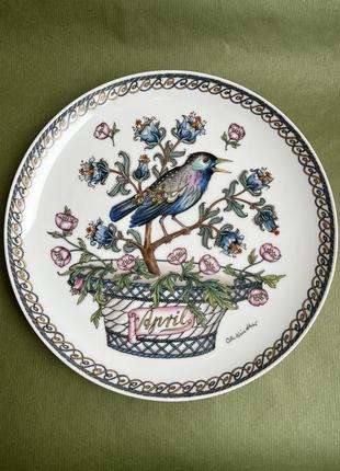 Коллекционные тарелки, большие из серии "птицы. месяцы года", hutschenreuther6 фото