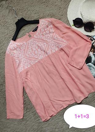 Красивая блузка с вышивкой/блуза/вышиванка