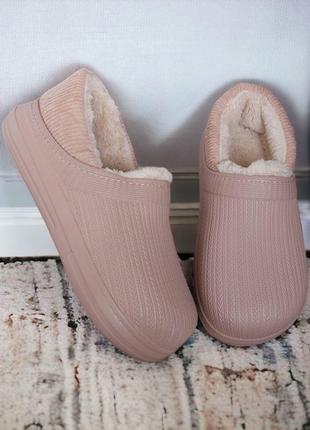 Легенькі, зручні утеплені шльопанці чорні беж нюд