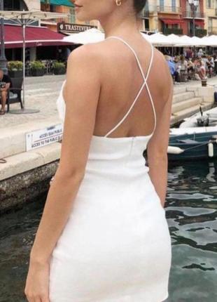 Плаття жіноче молочного кольору міні з відкритою спиною8 фото