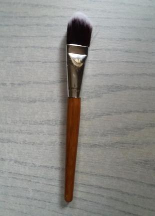 Пензлик для макіяжу можна обмін