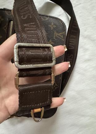 Продам крос боді 6