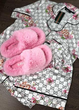 Домашні тапочки