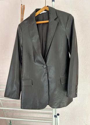 Пиджак эко кожа  zara