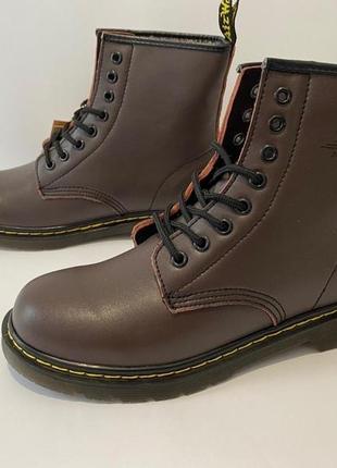 Зимние ботинки от dr. martens