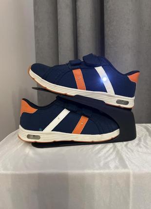 Кросівки світлячки