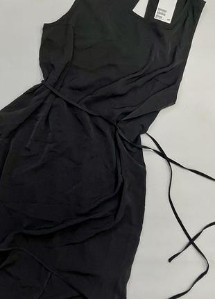 Легкое асимметричное платье h&amp;m. с пояском на талии, без рукавов.3 фото