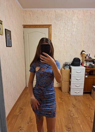 Сукня, яка чудово підкреслити вашу фігуру🦋
бренд: prettylittlething
розмір:42
стан:ідеальний