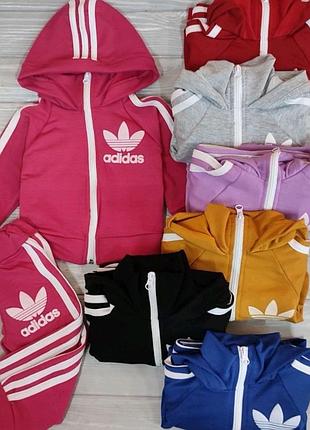 Спортивний костюм для дівчинки