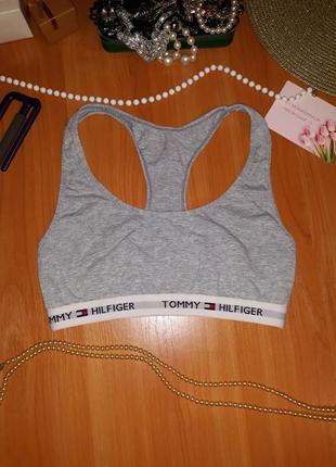 Топ tommy hilfiger