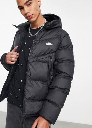 Мужской черный зимний пуховик nike
