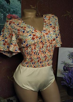 Боди - блуза с цветочным принтом от in the style