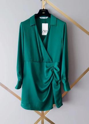 Нарядна смарагдова сукня від zara