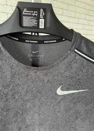 Nike dri-fit футболка спортивная оригинал2 фото