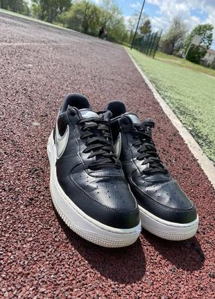 Оригинальные чёрные крутые кроссовки nike air force, 45/29 см,ne air max 95,vapormax tn3 фото