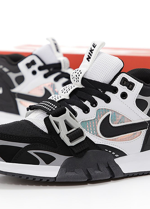 Nike air trainer 1 sp
✅ р. 41-45 3