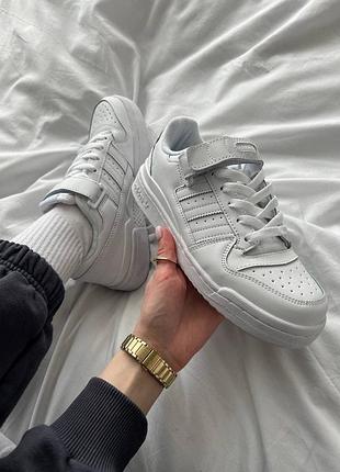 Adidas forum белые