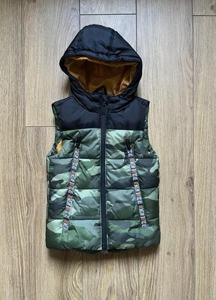 Жилетка на хлопчика