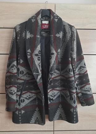 Теплий піджак  в етно стилі cache cache
